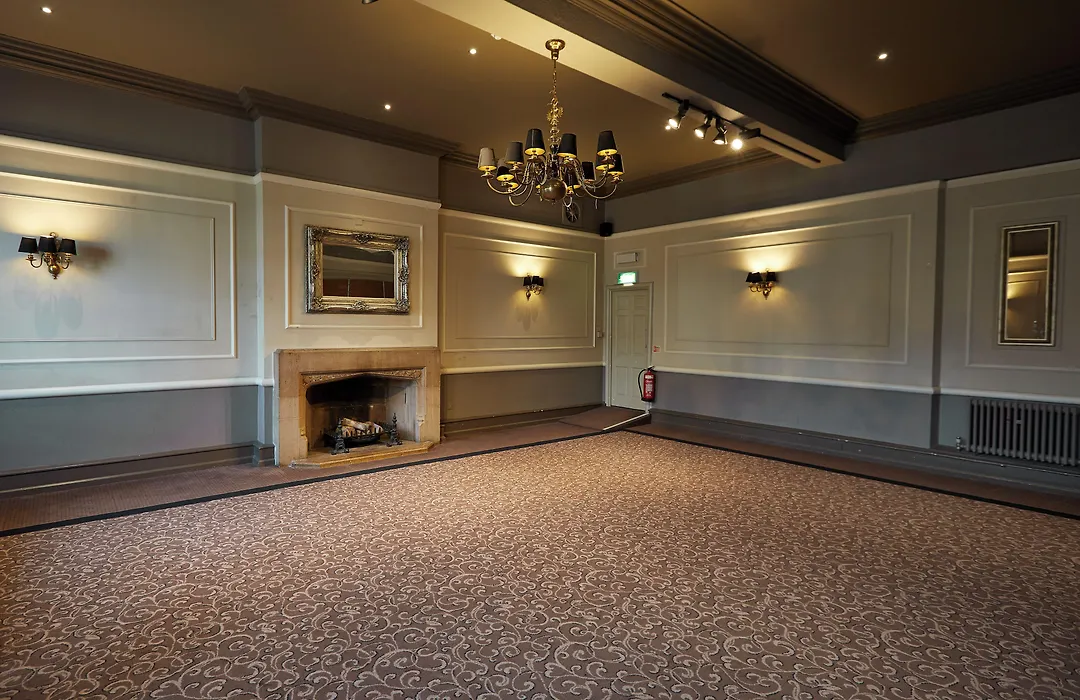 Manor Hotel By Greene King Inns-1