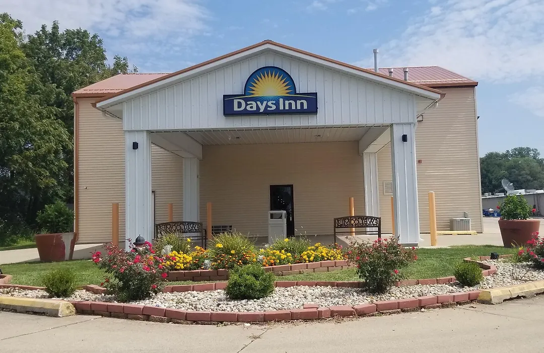Days Inn By Wyndham Springfield-1