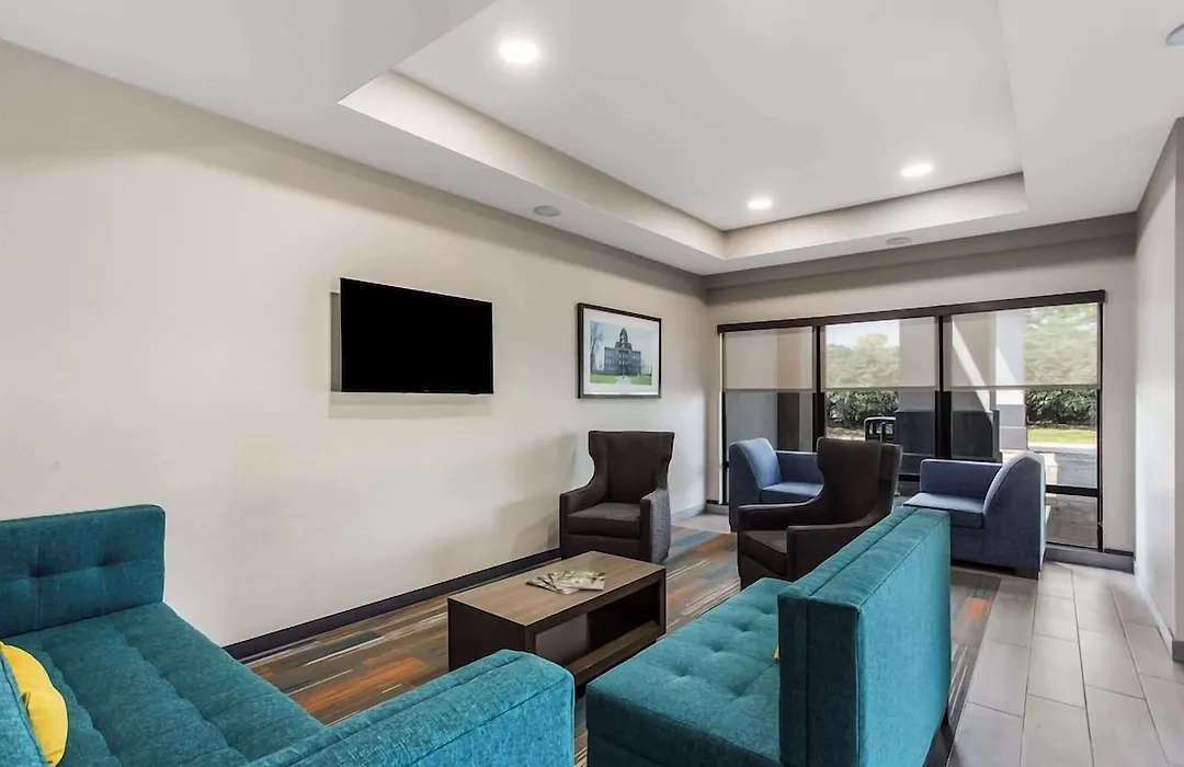 Mainstay Suites Bourbonnais - Kankakee-1