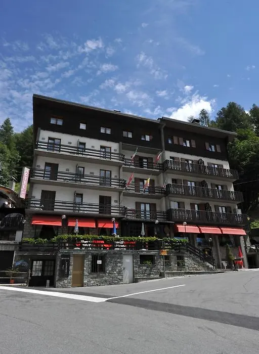 Hotel Etoile De Neige-1