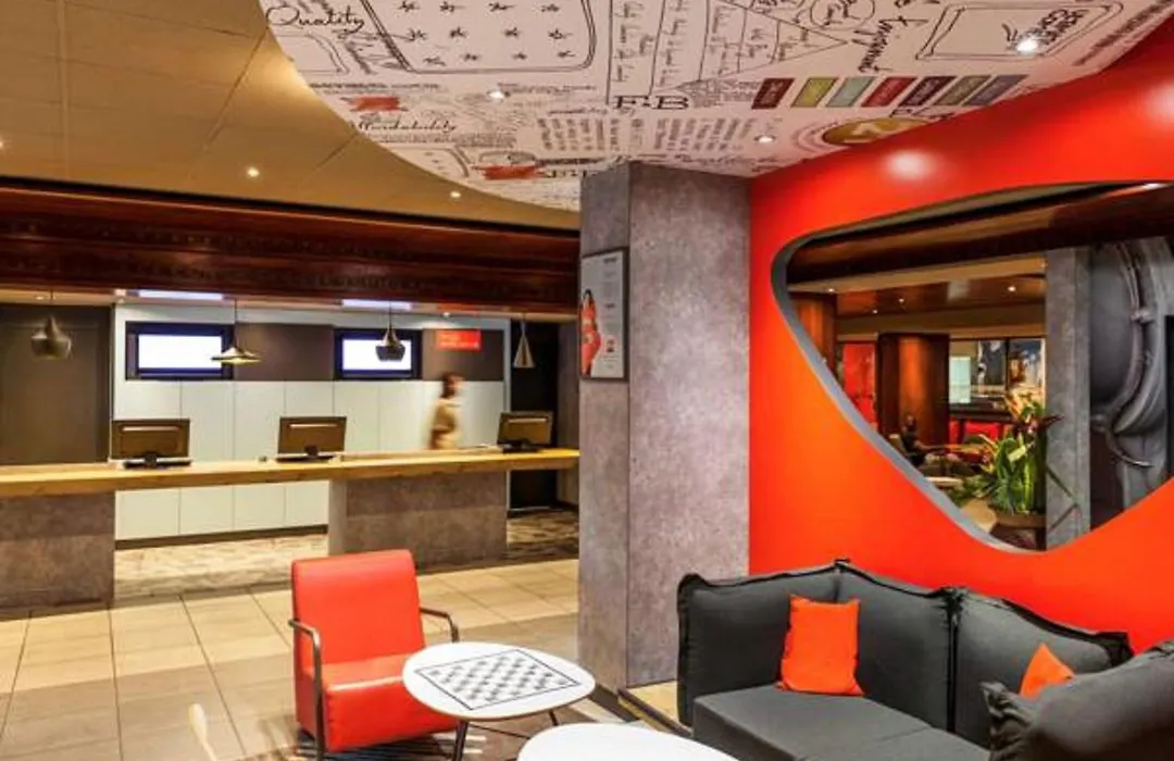 Ibis Douala-1