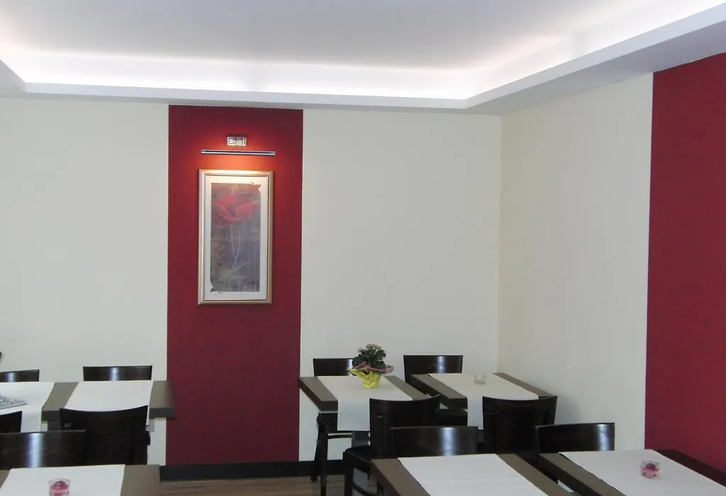 Hotel Garni Am Kirchplatz-1