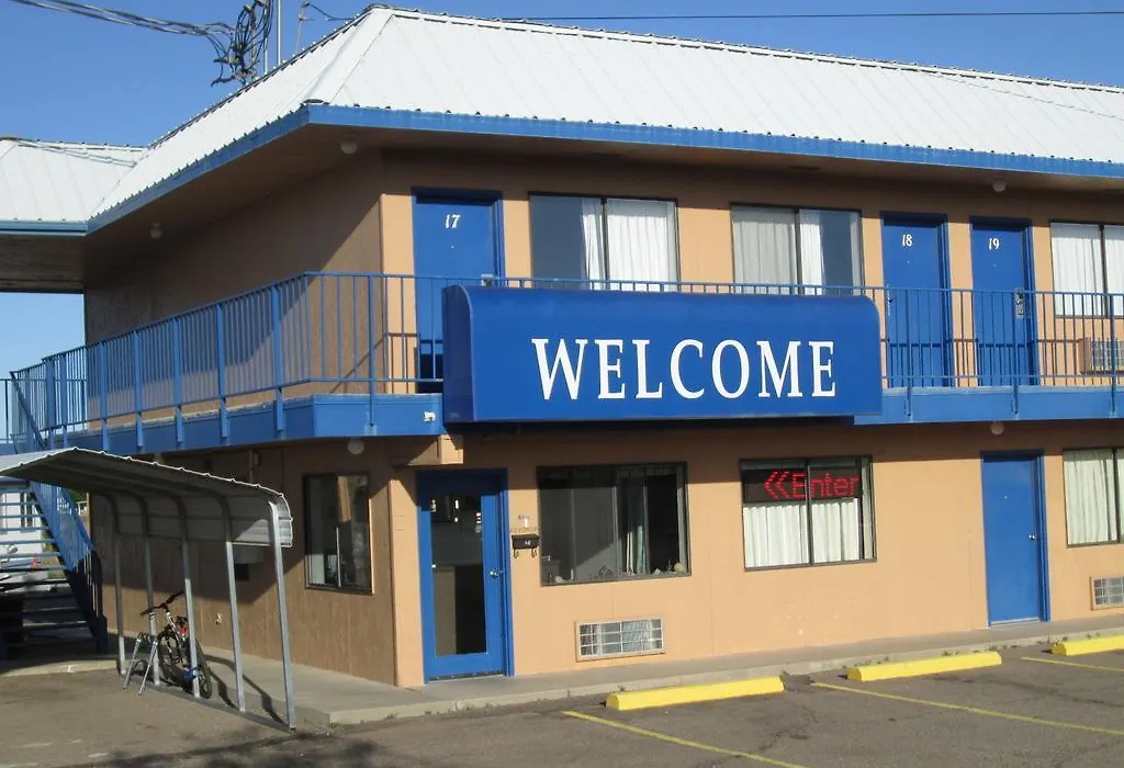 Motel 10-1