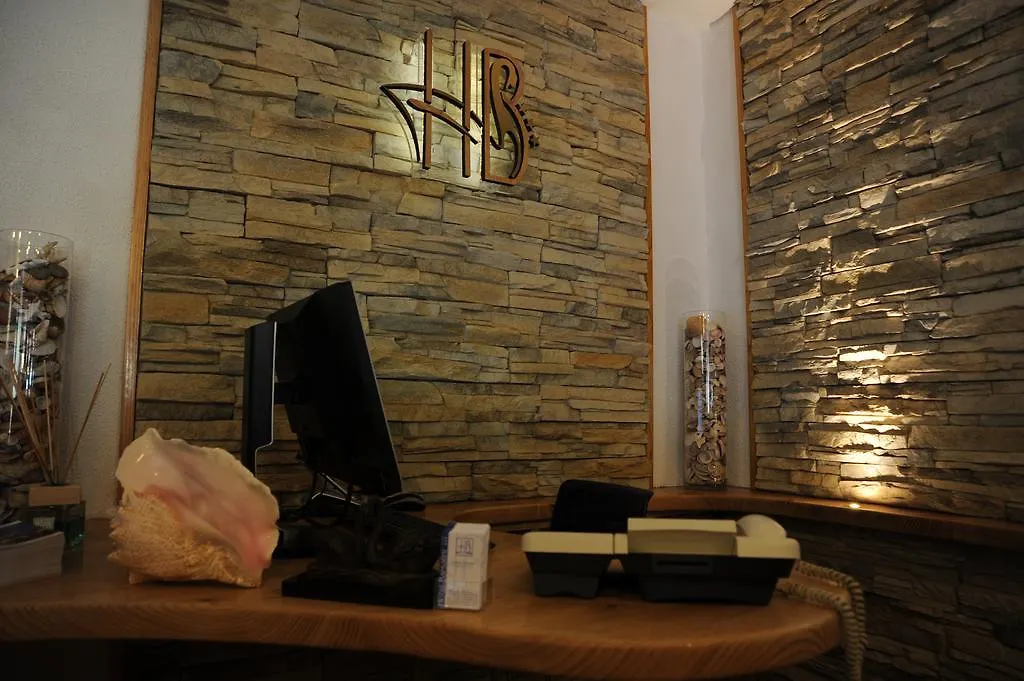Hotel Barsalini-1
