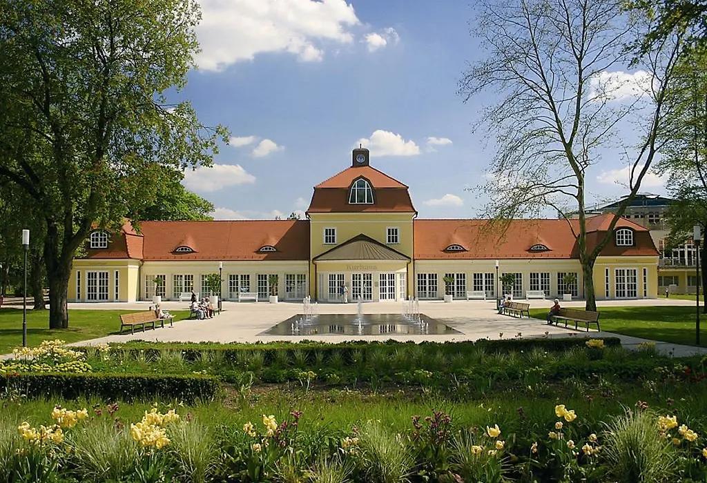 B&F Hotel am Neumarkt-1