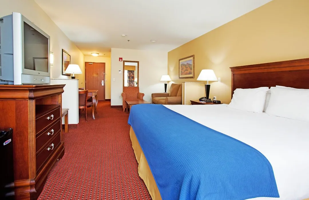 Holiday Inn Express Hotel & Suites Tooele By Ihg-1