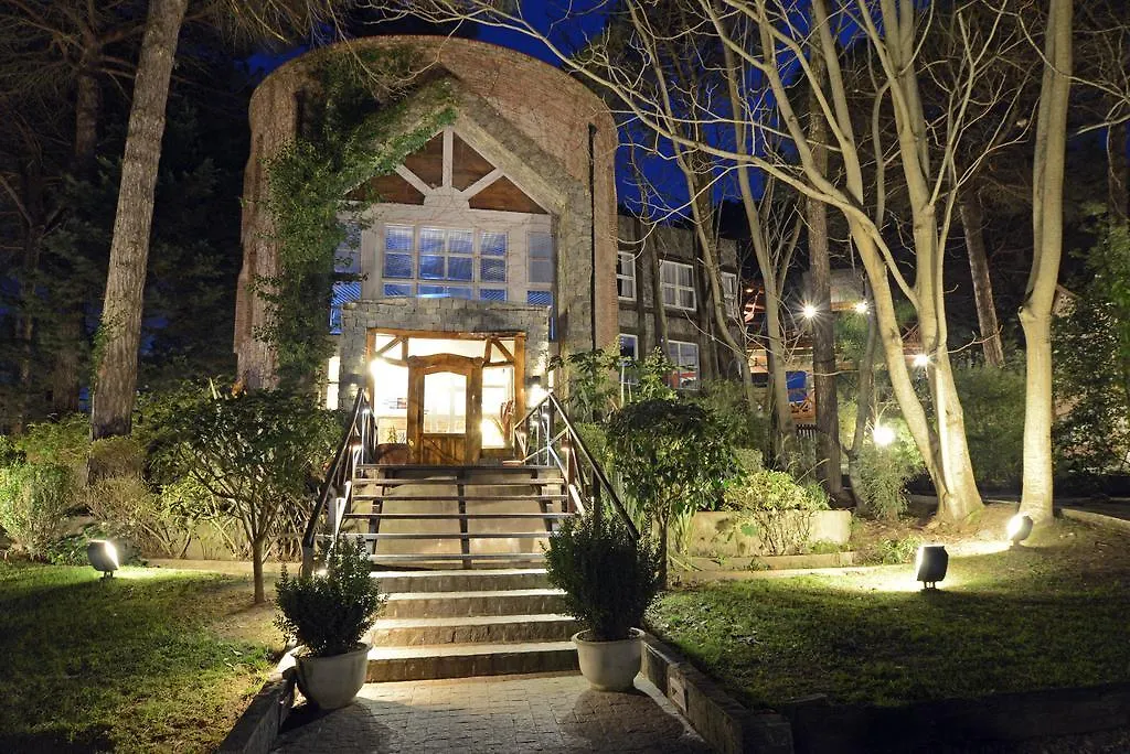 Carilo Village Apart Hotel & Spa-1