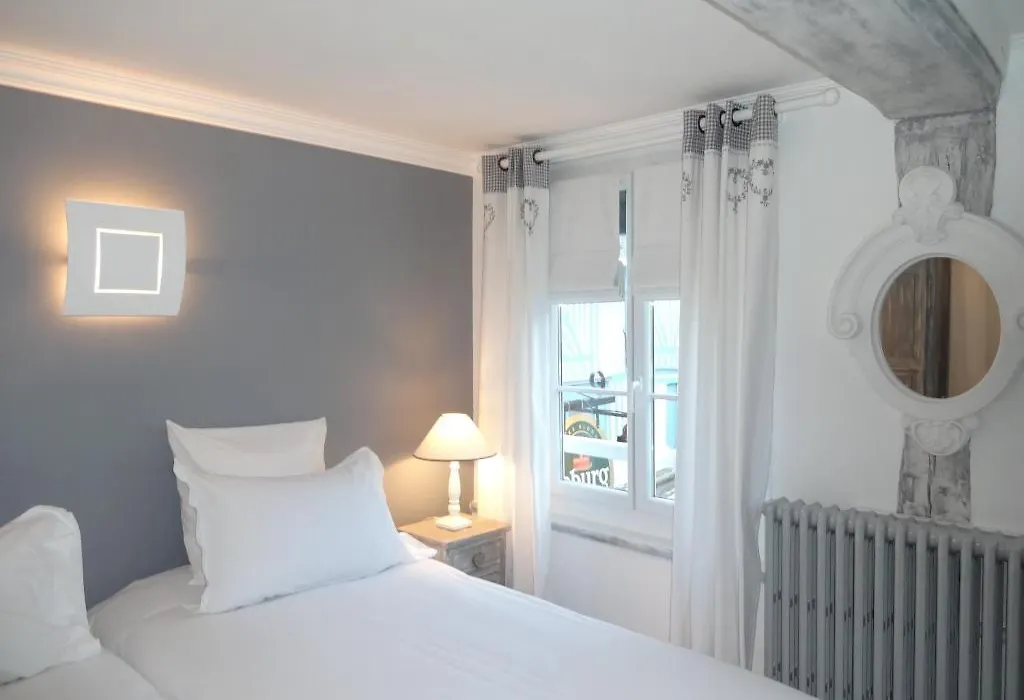 Hotel le P'tit Beaumont-1