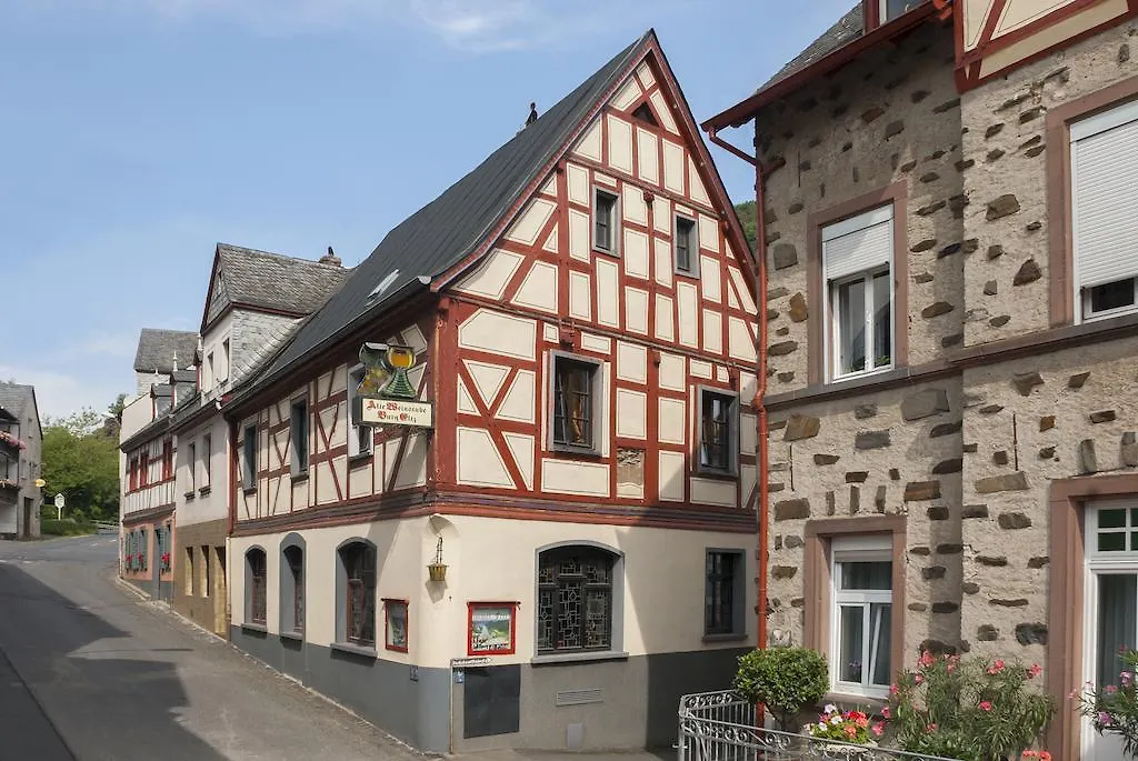 Alte Weinstube Burg Eltz-1