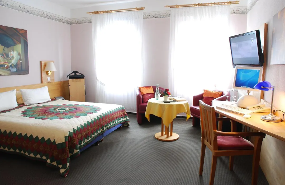 Hotel ZUM TURM-1