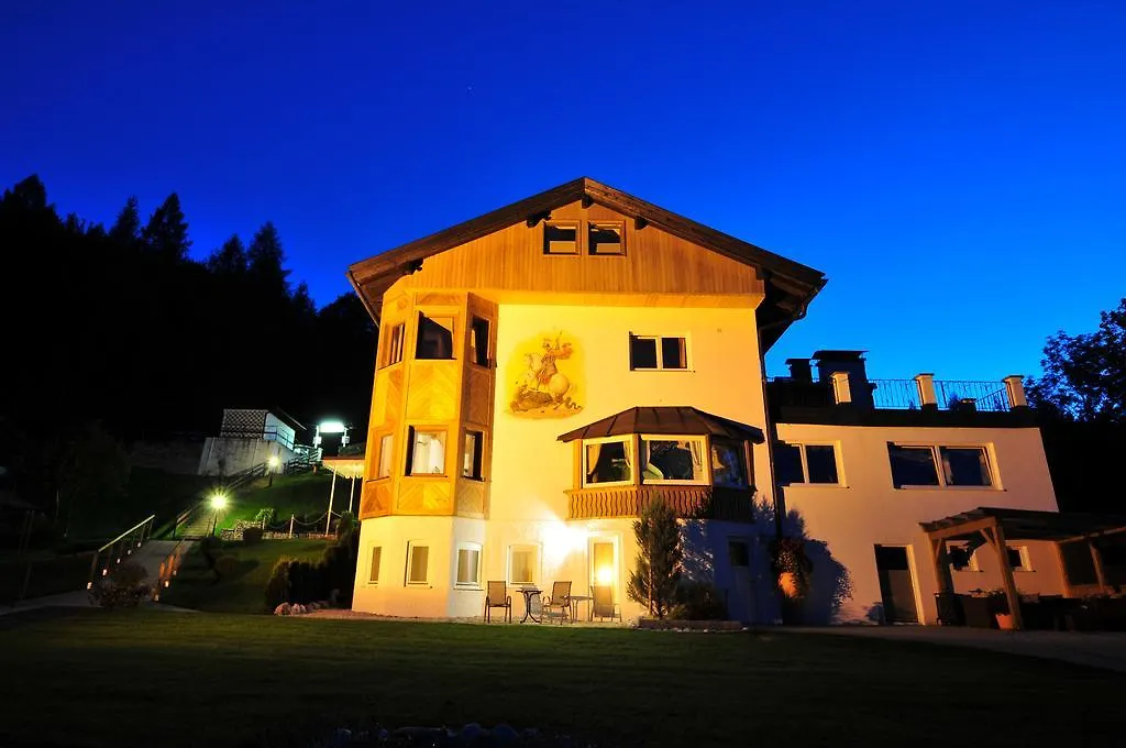Hotel-Garni Drachenburg-1