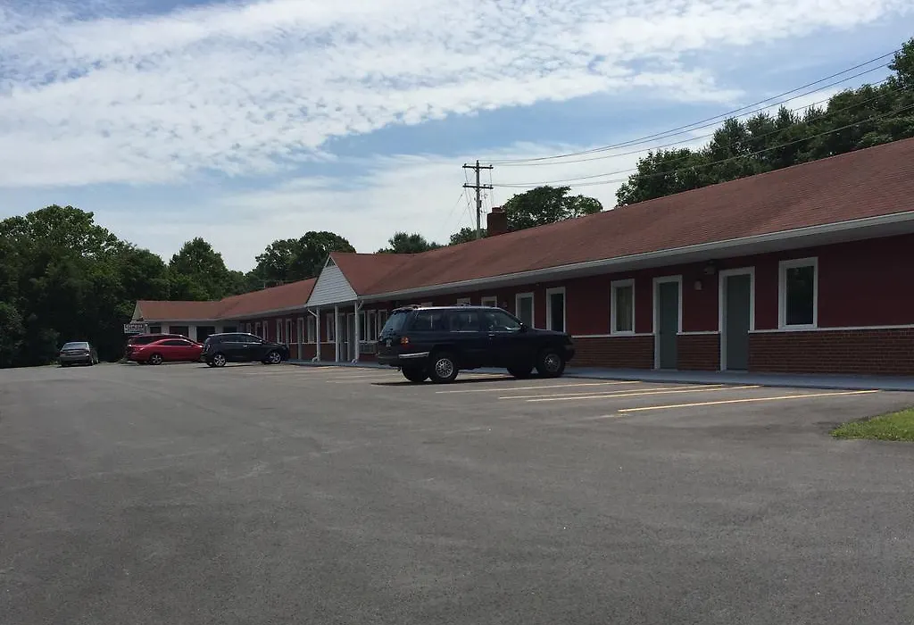 Budget Inn Mount Airy-1