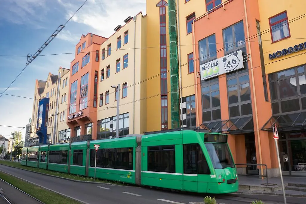 Maximilian Hotel & Apartments Weil Am Rhein / Basel-1
