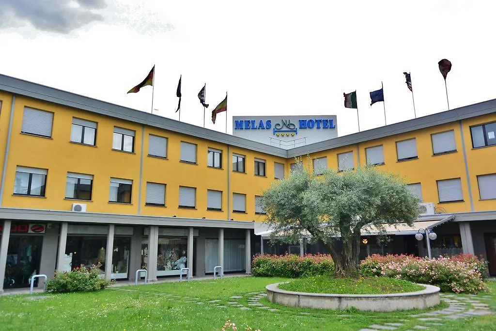 Melas Hotel-1