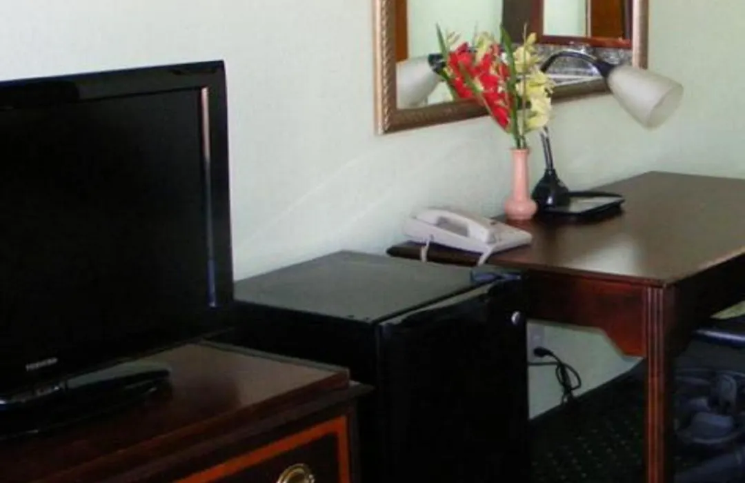 Budget Inn Palmyra-1