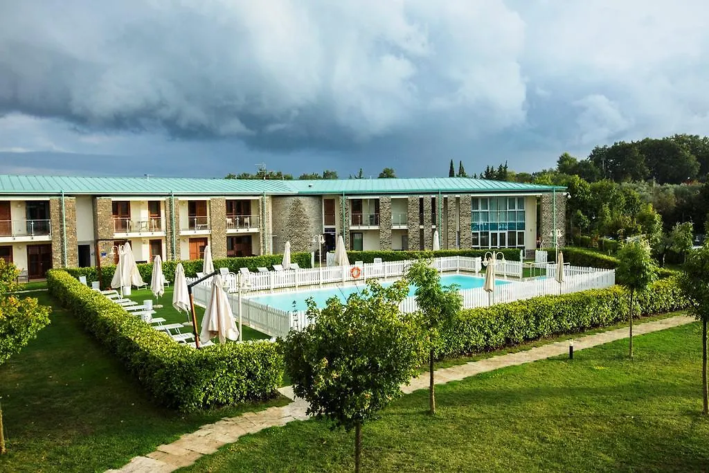Chianti Village - Free Parking&Pool-1