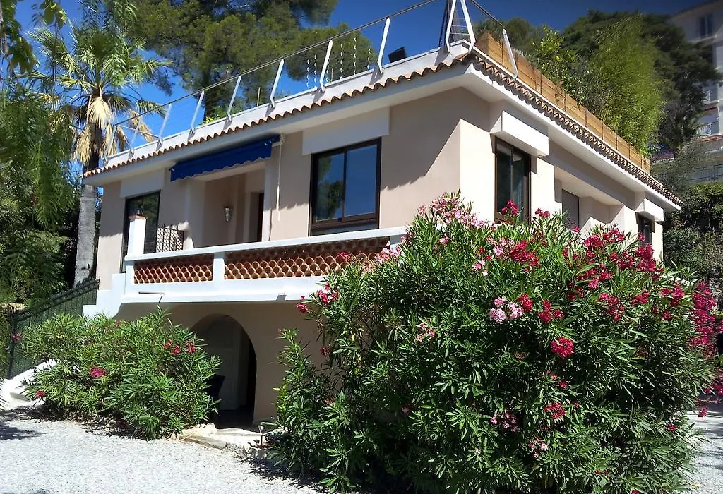 Villa du Chateau-1