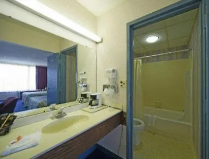 Express Airport Inn-1