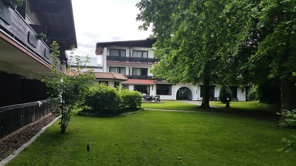 Hotel Büchner Garni-1