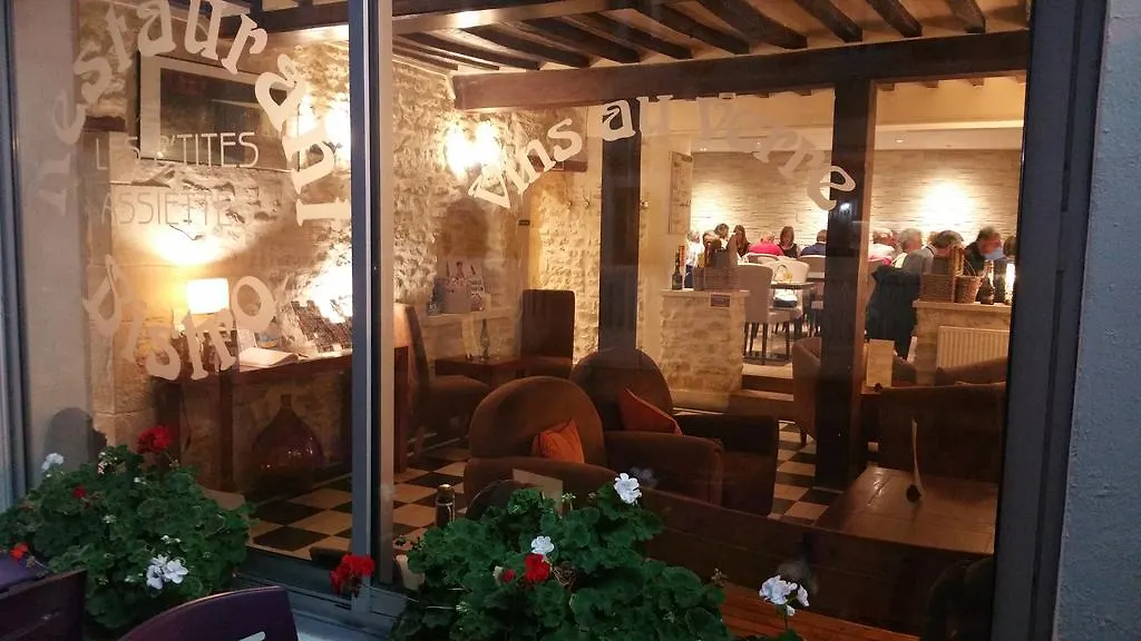 Hôtel Restaurant Le Mulberry Arromanches-1