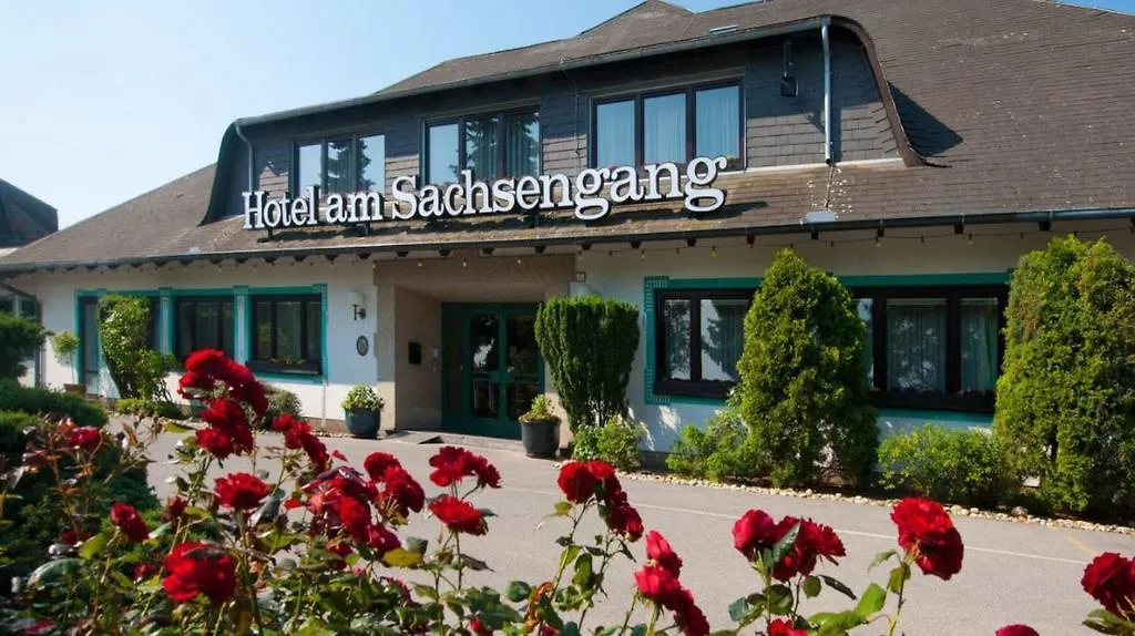 Hotel Sachsengang - Free Parking, Near U1 & U2-1