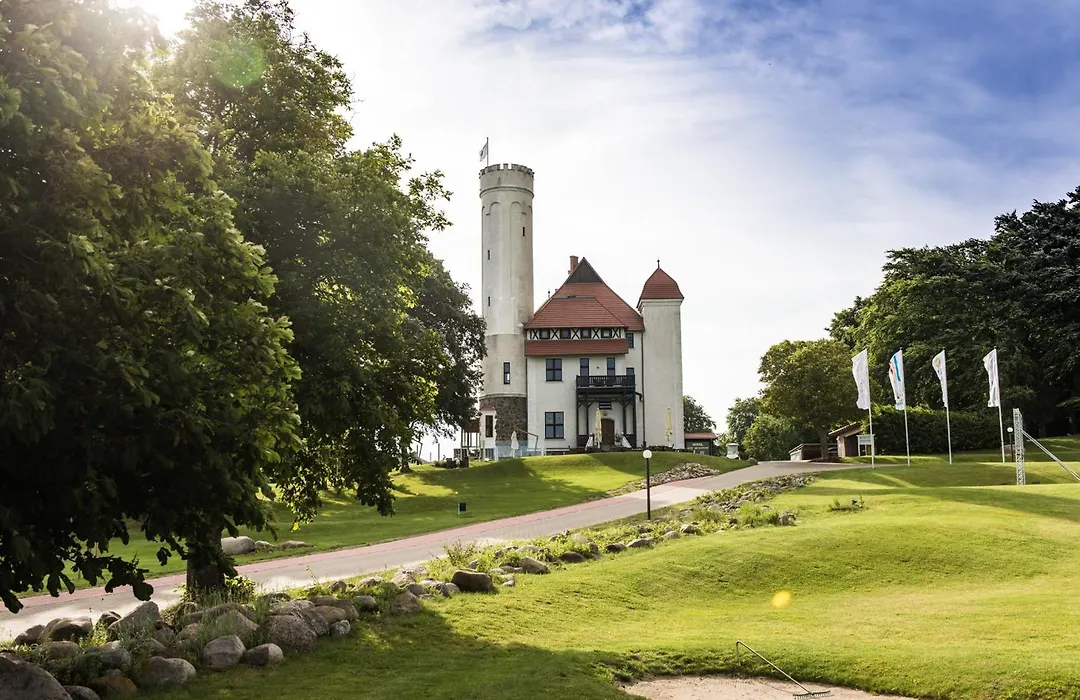 Schloss Ranzow - Kleines Romantik Hotel - Wellness - Golfplatz - Hochzeiten & Feiern-1