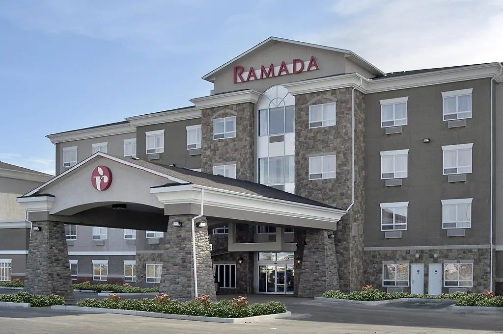 Ramada By Wyndham Stettler-1