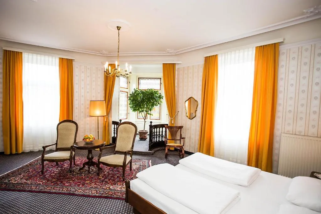 Hotel Atlanta-1