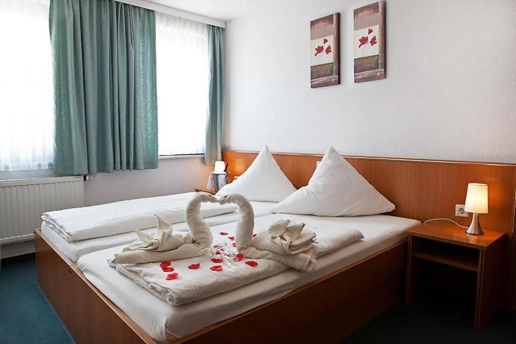 Hotel Lindenhof-1