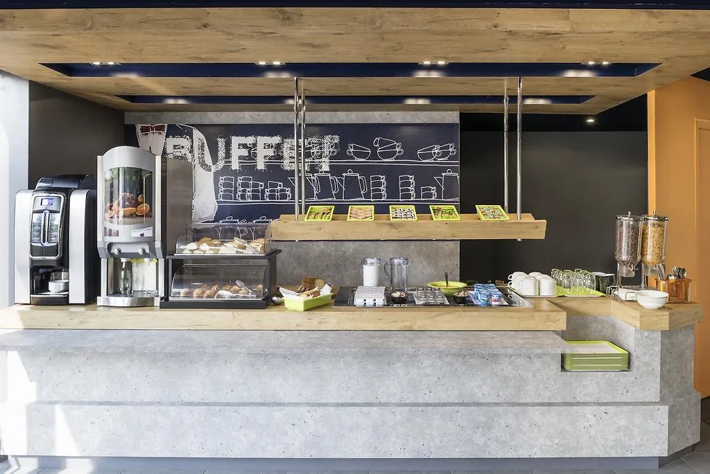 Ibis Budget Bobigny Pantin-1