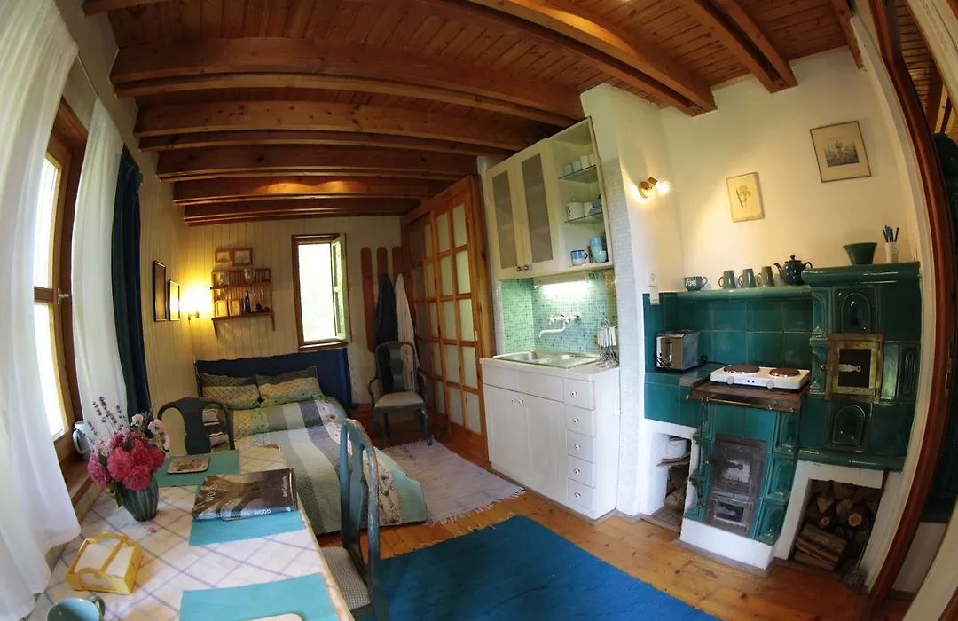 Rosehill Cottage-1