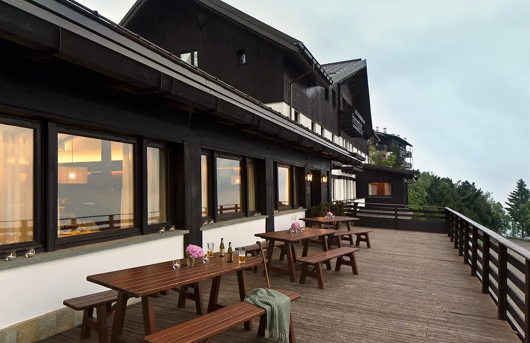 Albergo Ristorante Bucaneve-1