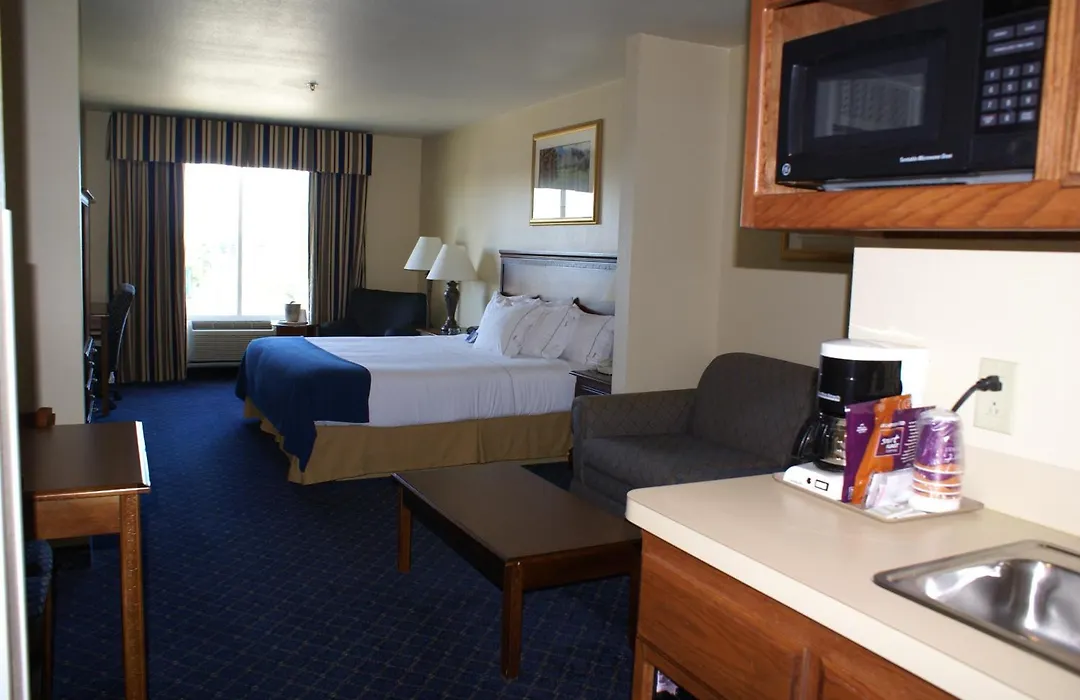 Holiday Inn Express Hotels & Suites Mountain Home By Ihg-1
