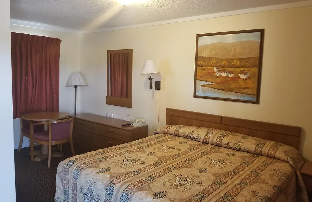 Sooner Motel-1