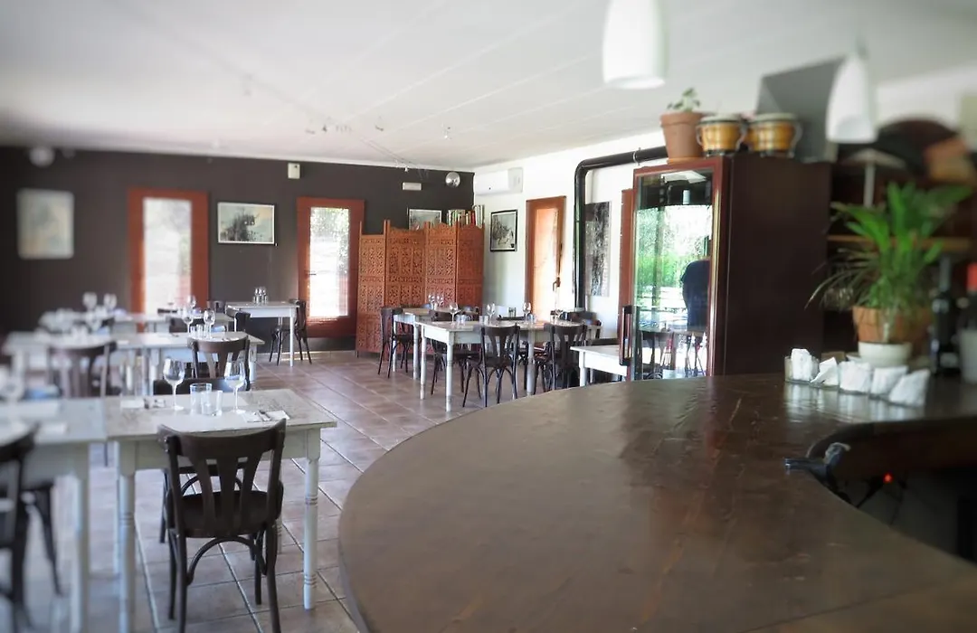 Hostal De L'Aigua-1