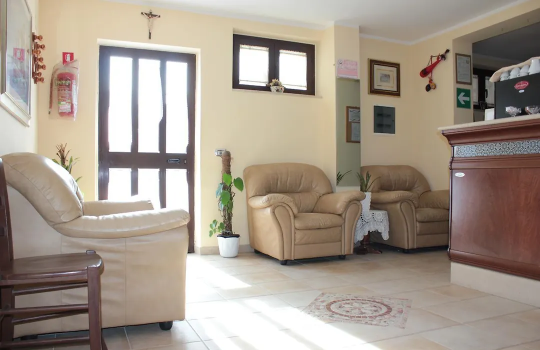 Hotel Cenzo-1