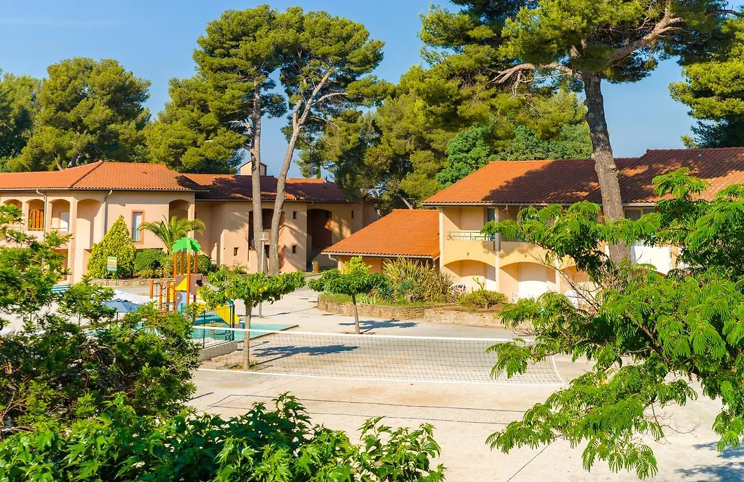 Azureva Club La Londe les Maures-1