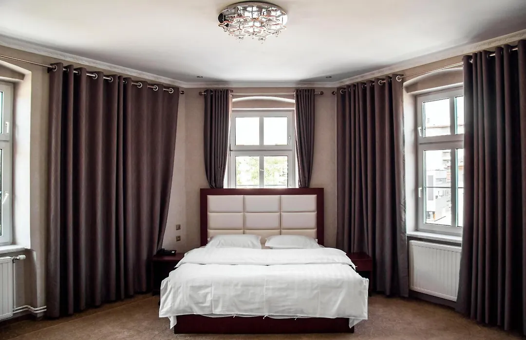 Hotel Muse-1