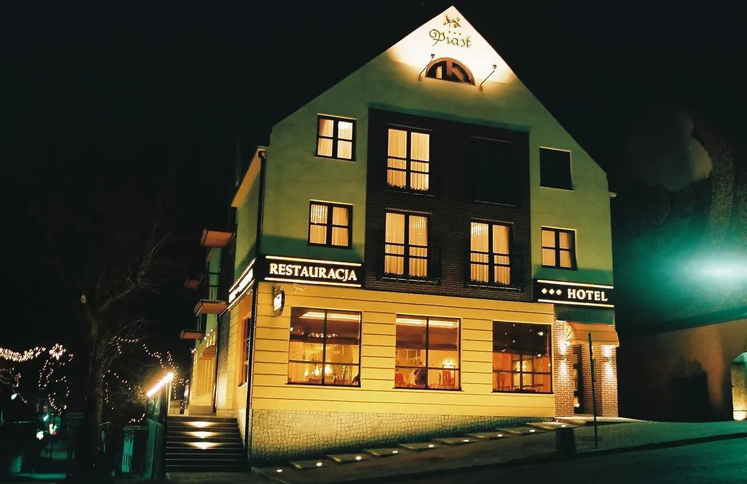 Hotel Piast-1