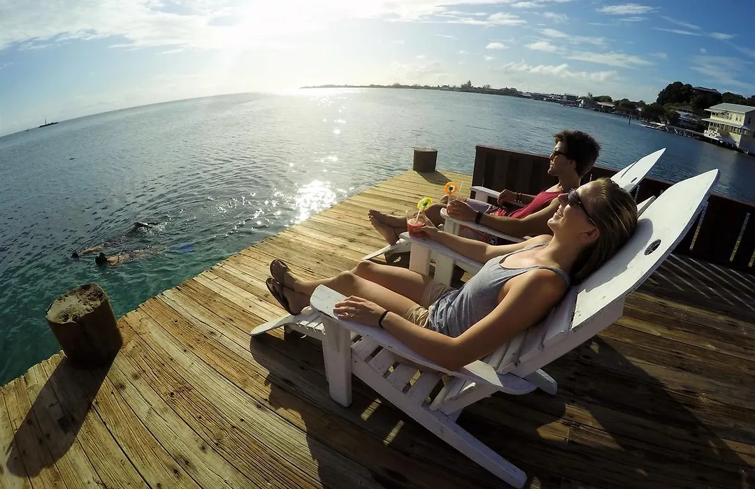 Utila Lodge-1