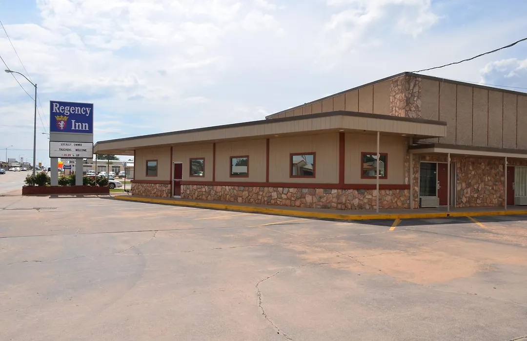 Regency Inn-1