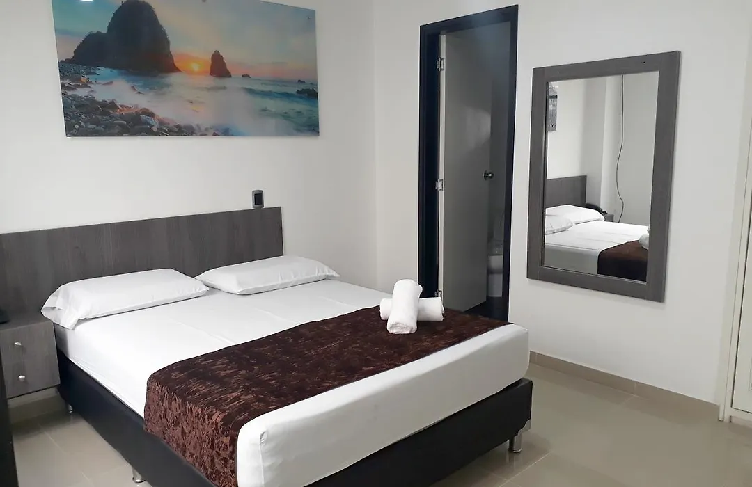 Hotel Jardin De Laureles Jeps-1