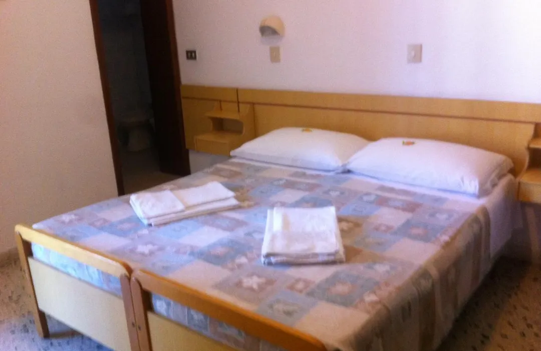 Hotel Italia-1