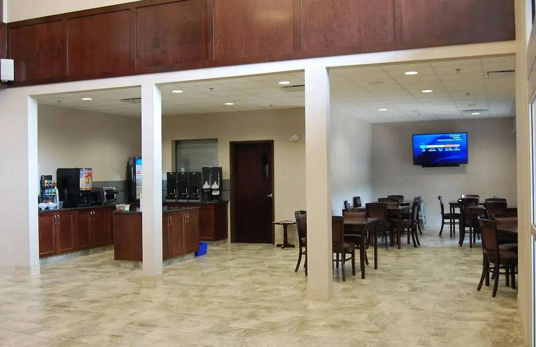 Cobble Creek Lodge-1