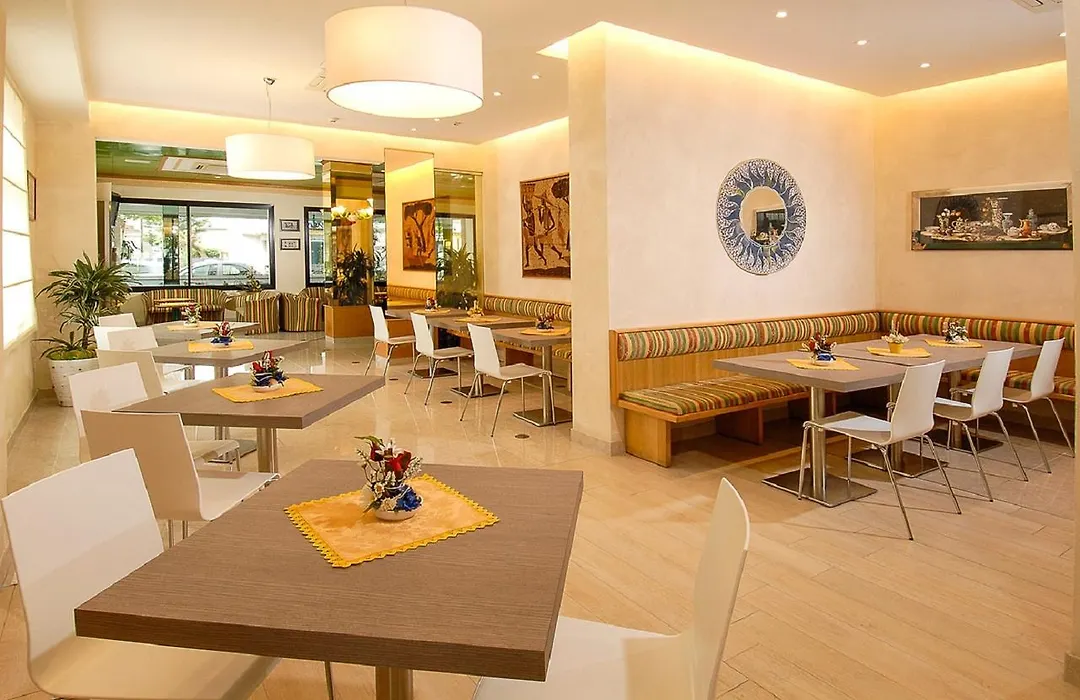 Hotel Antonella&Mael-1