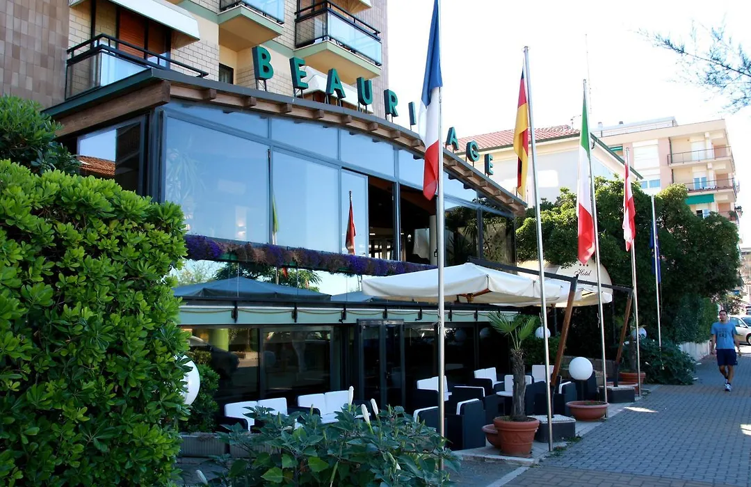 Hotel Beaurivage-1