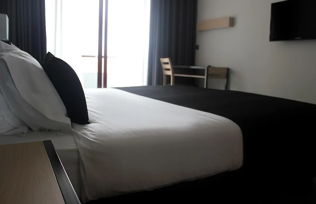 Hotel M-1