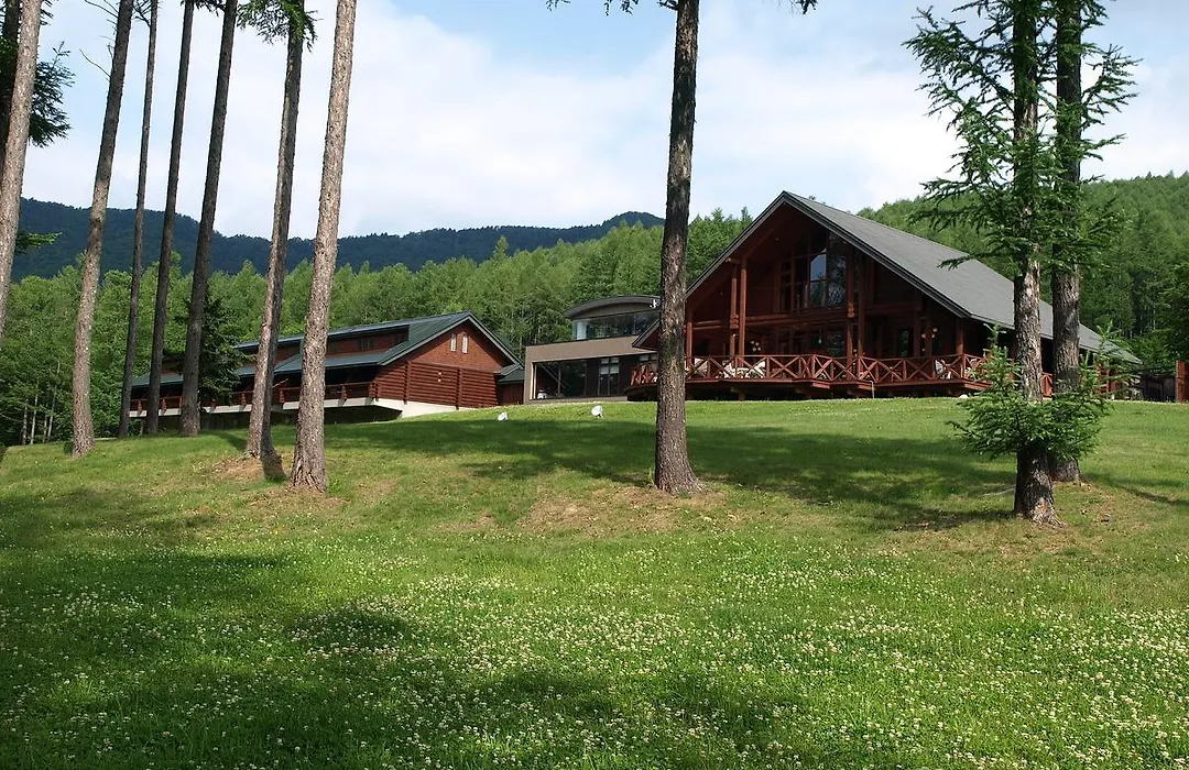 Log Hotel Larch Lake Kanayama-1