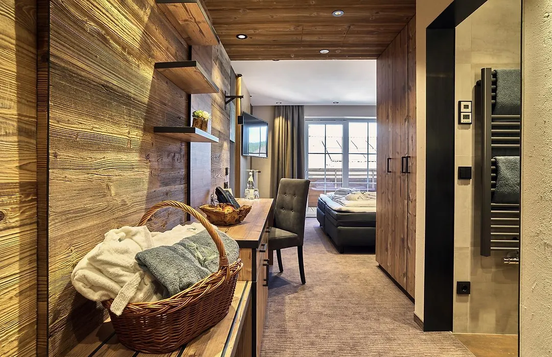 Zedernhof Gesundheits-&Wellnesshotel-1