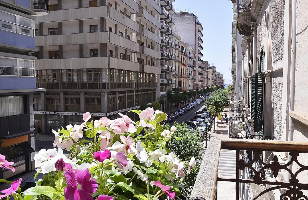 Casa Deco Business Stay Solution-1